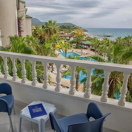 Hotel Kemal Bay 5*