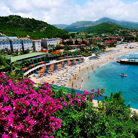Kemal Bay