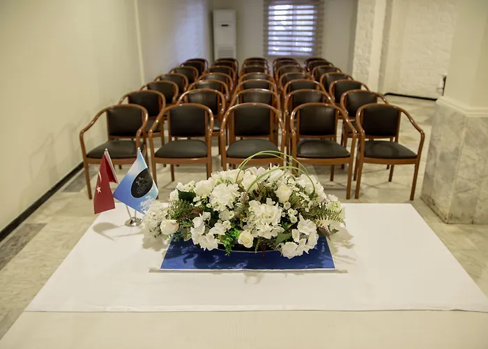 Ξενοδοχείο Kemal Bay